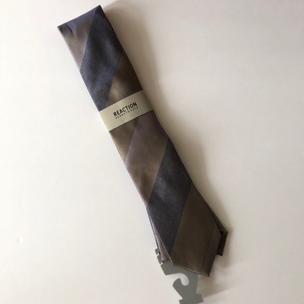 Reaction Kenneth Cole Silk Tie